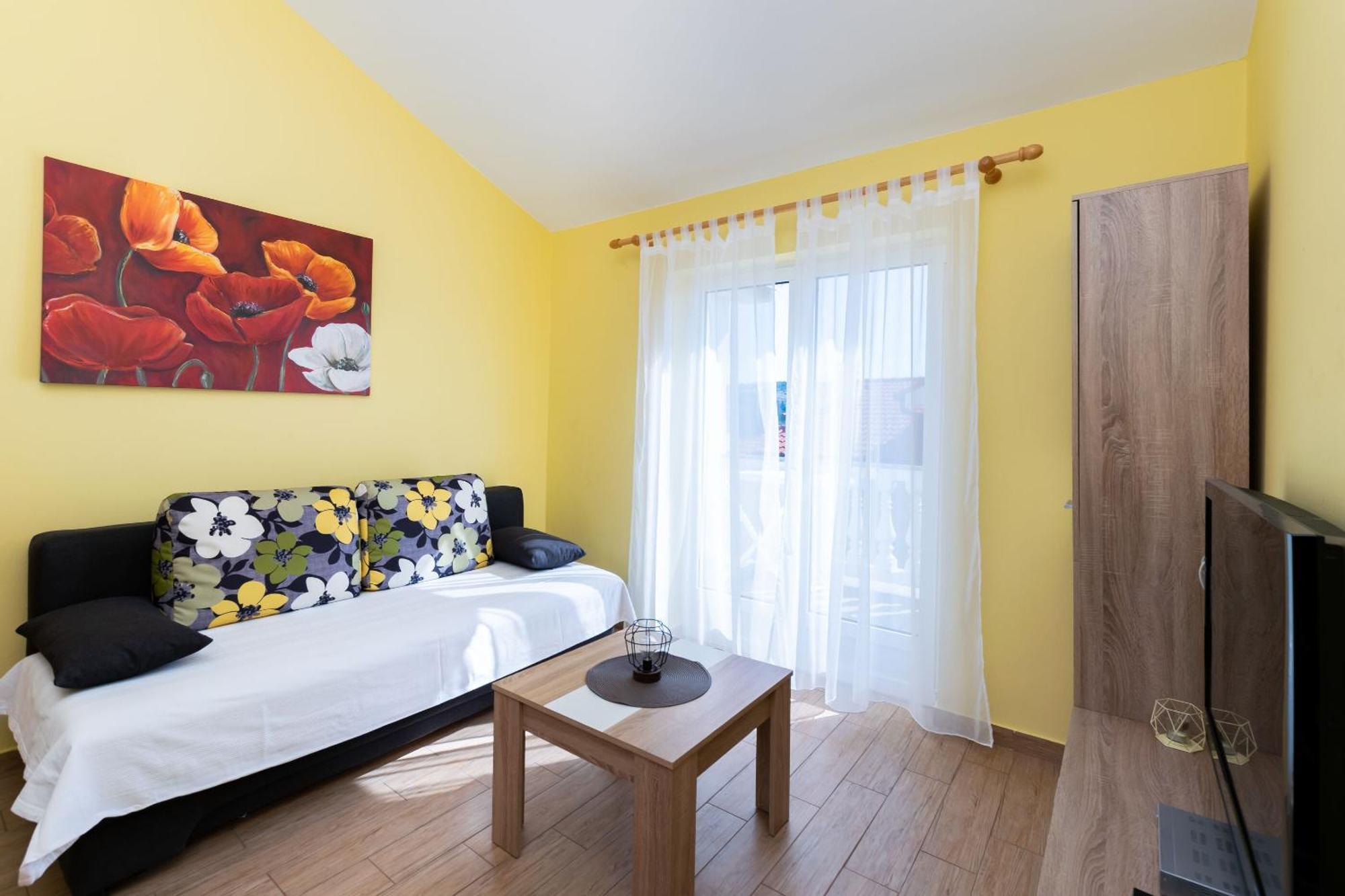 Apartments Miranda Lopar Exterior photo